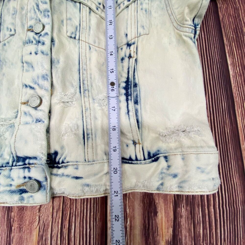 BLANKNYC Women’s Denim Trucker Jacket Size S American Flag Pre-Owned Excellent - Picture 13 of 16